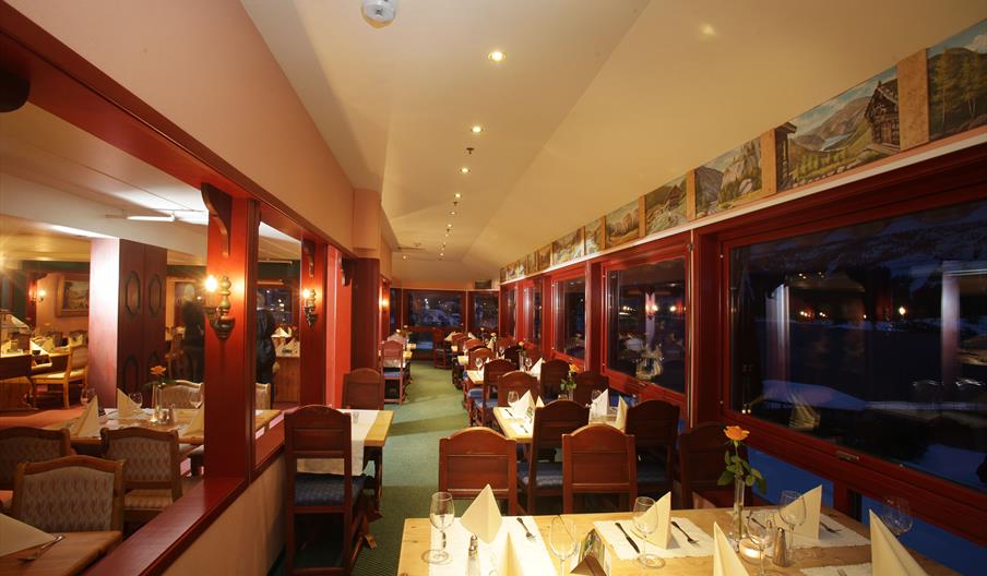 Revsnes Hotell, Restaurant