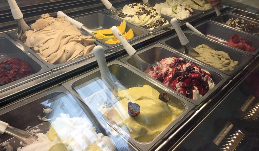 Lillis Gelato Café
