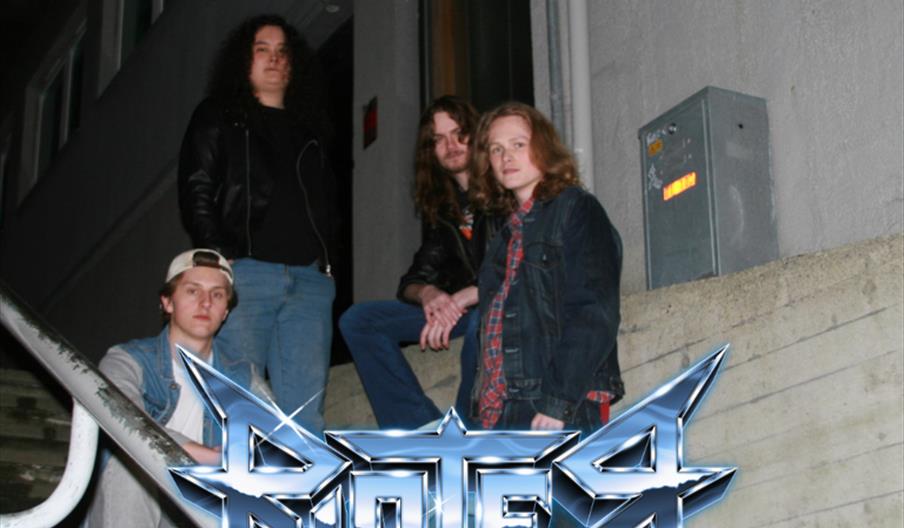GRUSOM BOOKING: RIOTER + AUTONOMIE (SUPP.) // THRASH METAL Ordinær