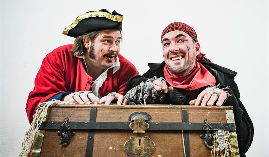 BARNAS lørdag // Klem og Knuff