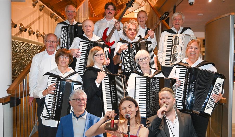 Trekkspill møter musikaler og film