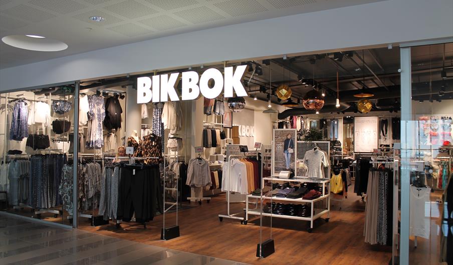 Innsyn i butikken til BikBok