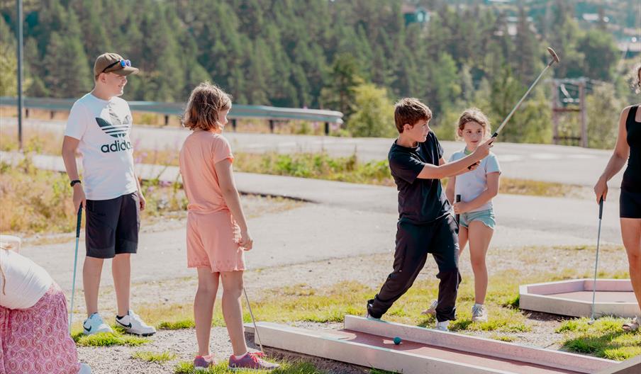 Minigolf i Bortelid