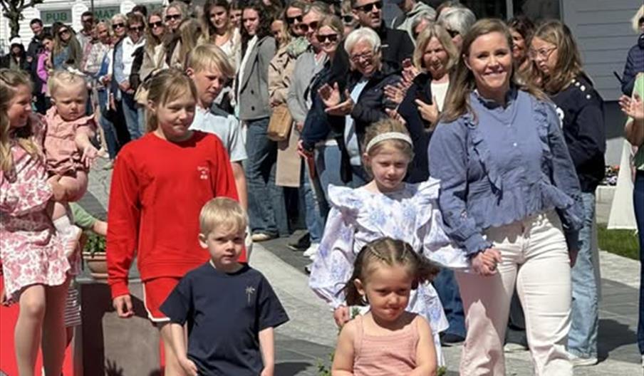 Vårspretten i Lillesand sentrum