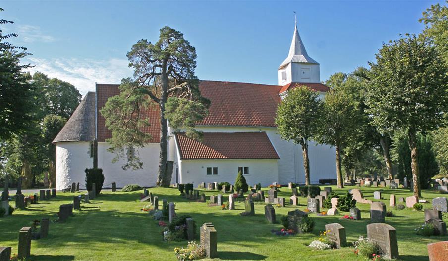 Fjære kirke