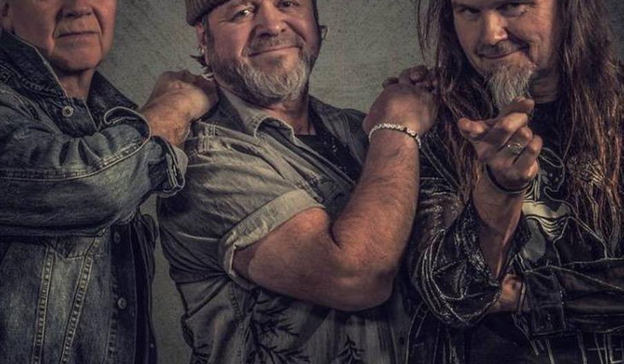 Return akustisk ekstrakonsert på Sjøboden Live scene