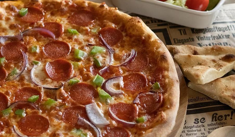 Hytta Pizzeria - Tvedestrand