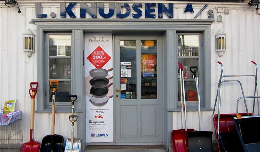 Knudsen Jernia