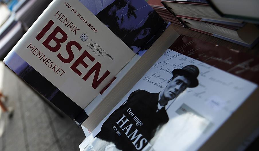 Ibsen og Hamsun bøker