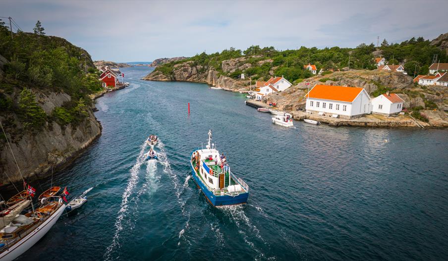 M/B Høllen Charter og skjærgårdsturer