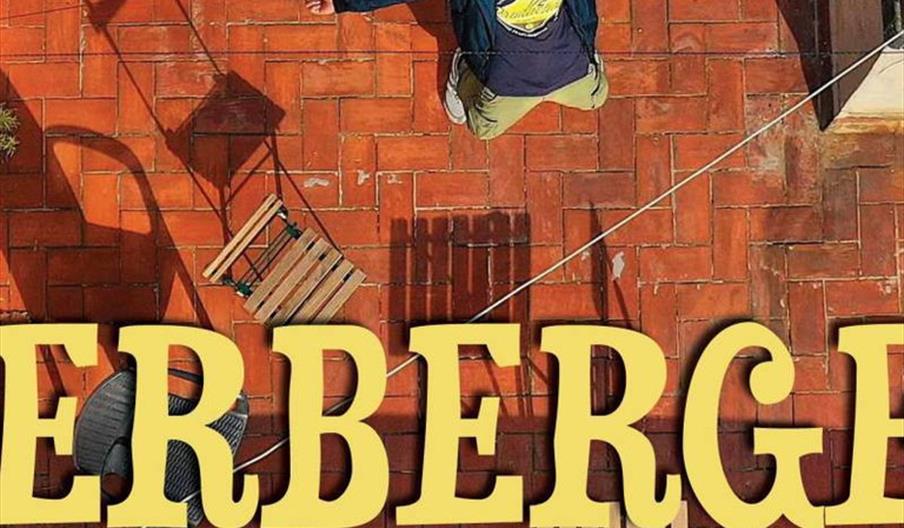 HERBERGET I BARCELONA - PREMIERE Fribillett - HERBERGET I BARCELONA