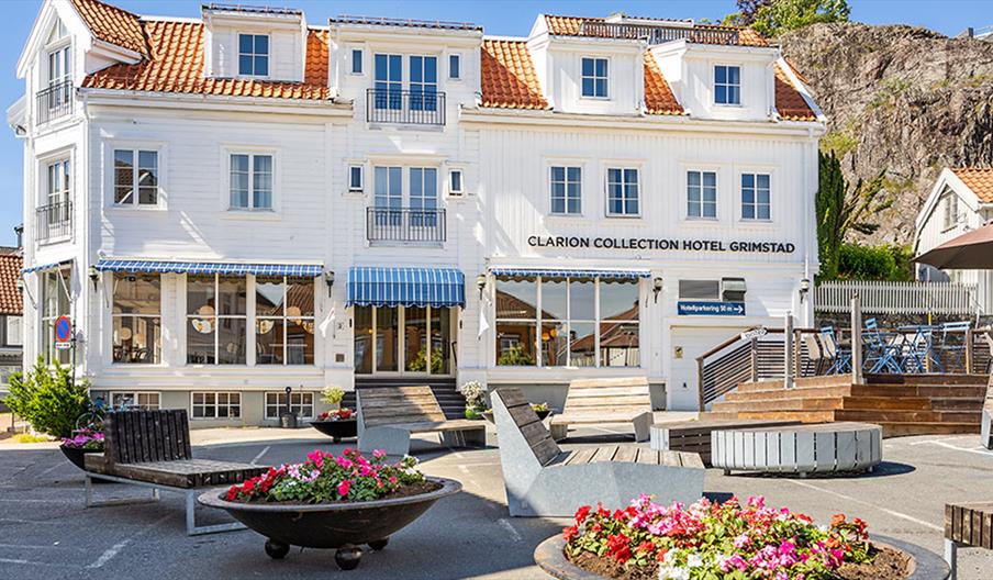Oversiktsbilde av hotellfasade