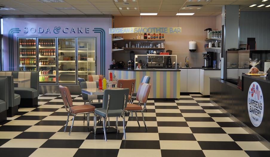 Larsens Bakery