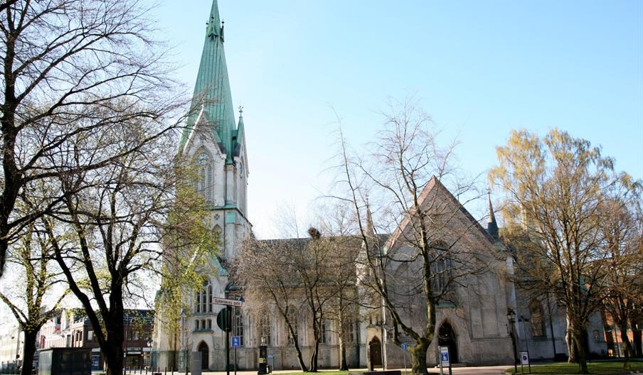 Kristiansand Domkirke - Åpen folkekirke