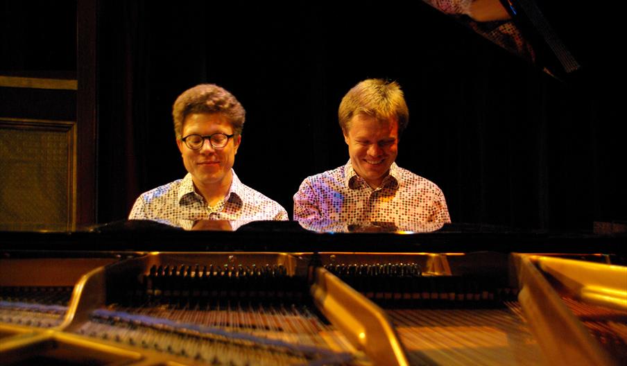 Duo