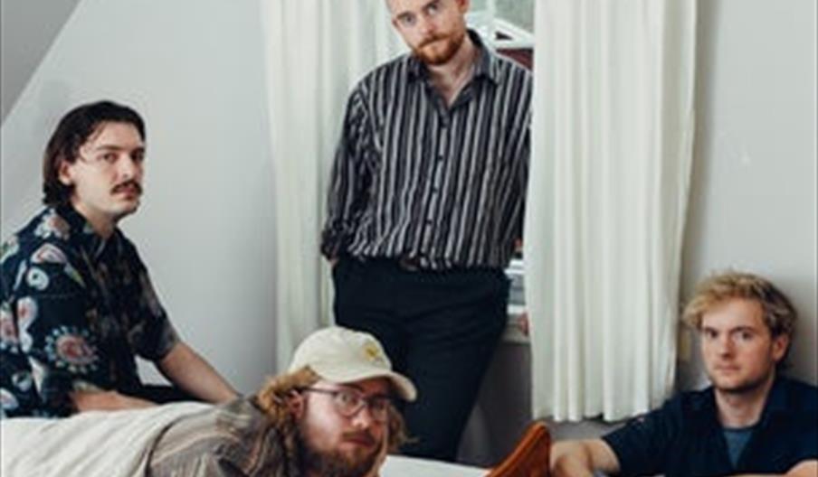 Dirty Old Town pres: ODDNY + support: Bror