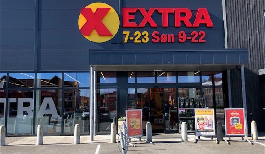 Bilde fra utsiden av butikken
