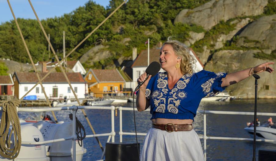 Helene Bøksle om bord Sørlandet