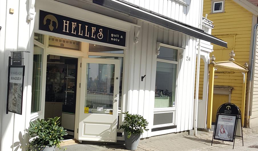 Helles Gull & Sølv