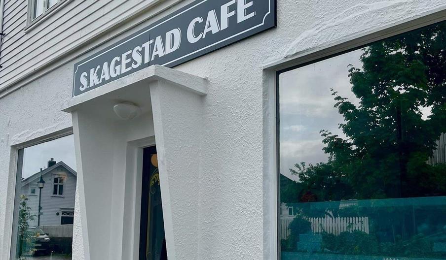 Fasade av kafeen