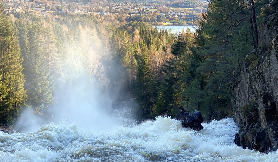 Flakkefossen - en mektig foss i Birkenes