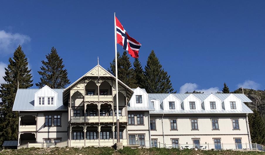 Eikerapen Gjestegard