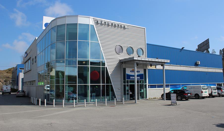 fasade på båtutstyrsbutikken Maritim AS på Stoa i Arendal