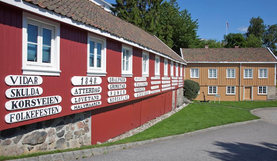 Navnebua i Hasseldalen