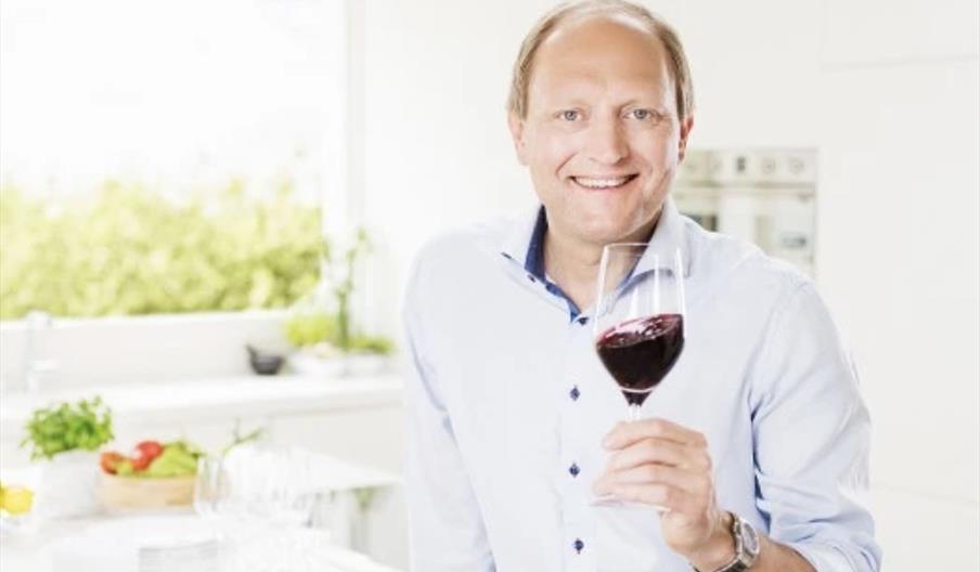 VIN TIL JUL MED CHRISTER BERENS