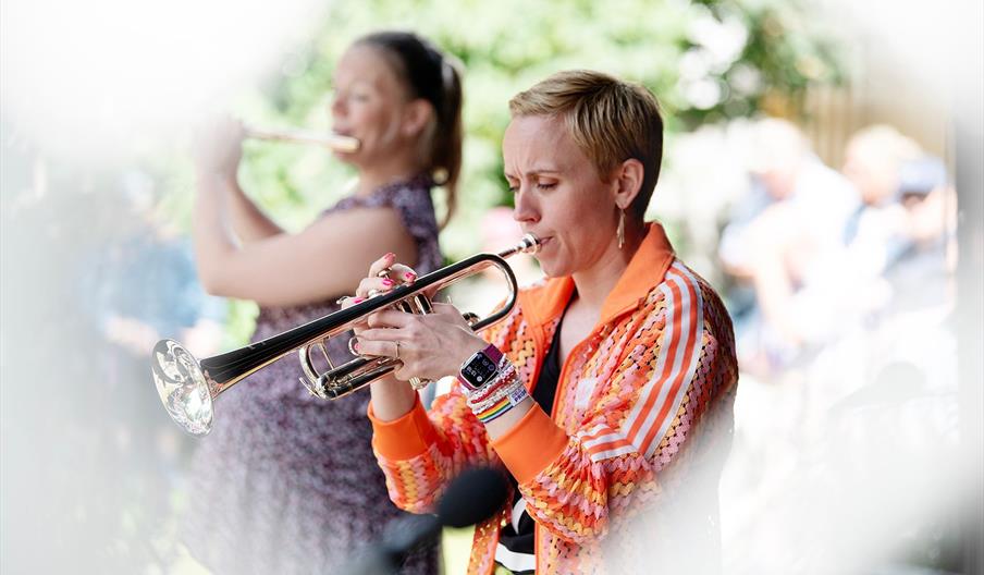 Tine Thing Helseth i Hollenderhagen