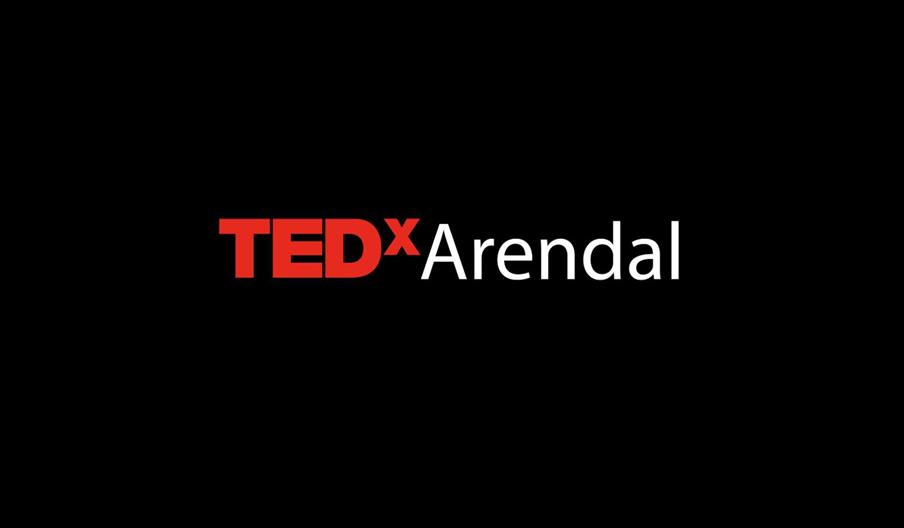 plakat for TEDxArendal: svart bakgrunn med rød skrift TEDX og hvit skrift Arendal