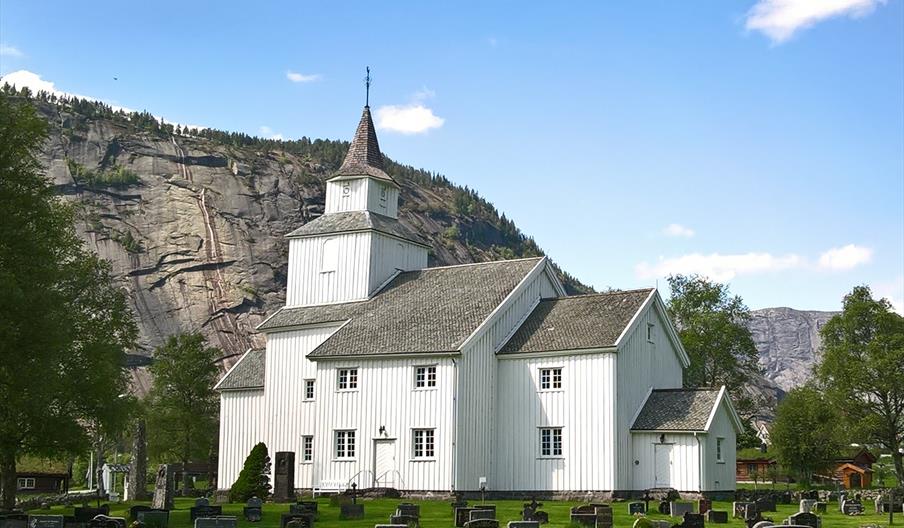 Valle kyrkje