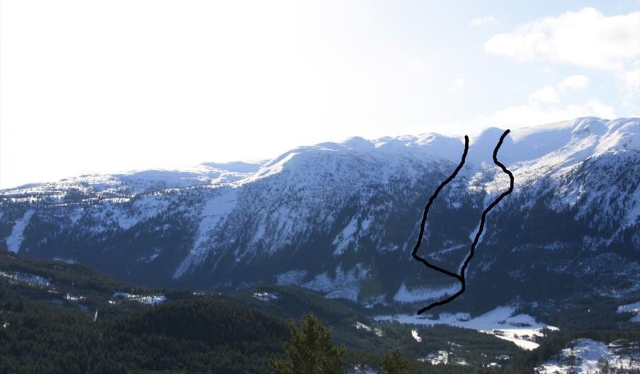Topptur på ski til Hengjefjell