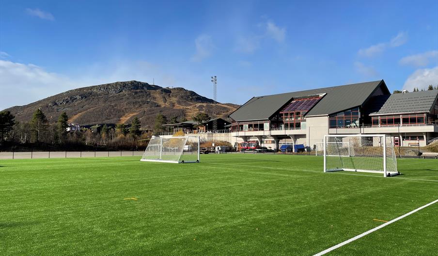 Kunstgressbane på Hovden