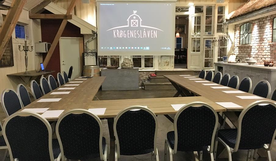 Møte i hestesko på Krøgeneslåven
