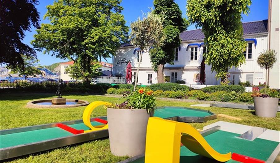 minigolfbane