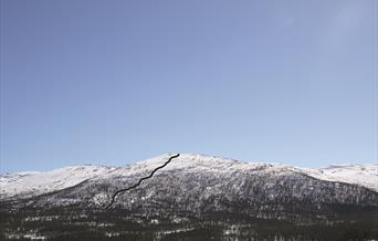 Fjelltopp med snø, photo