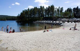 Paradisbukta strand ved Mineralparken