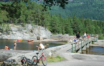Sykkeltur til Honnevje, Valle