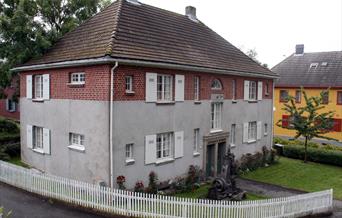 Frontfasade Eydehavn museet
