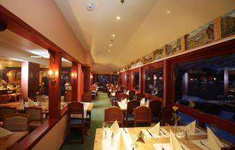 Revsnes Hotell, Restaurant