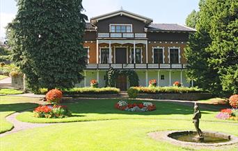 Myren Gård og Rhododendron Park
