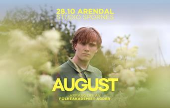artist August i det grønne