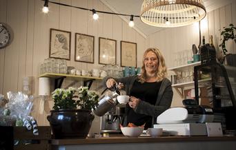 Linns Lysstøperi, interiørbutikk og kafé.