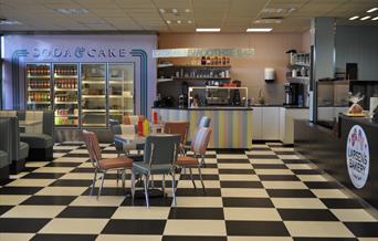 Larsens Bakery