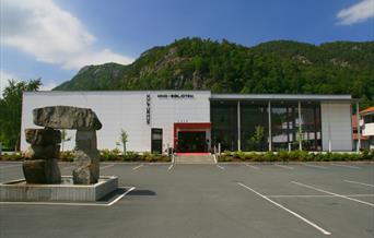 Kvinesdal kulturhus, kino og bibliotek