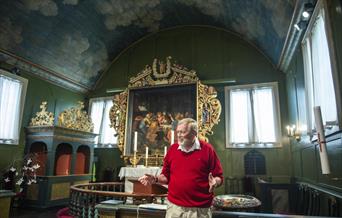 Guidet omvisning i Risør kirke