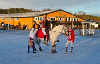 Juleshow & Åpen dag 2025