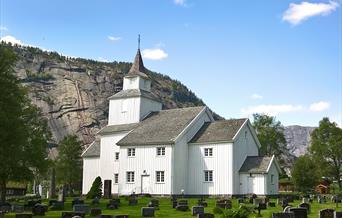 Valle kyrkje