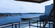 Lindesnes Havhotell - Utsikt ut mot havet, overskyet men pent vær